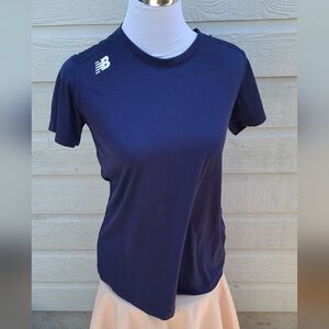 New Balance  T-Shirt - size M